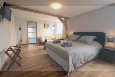 5 Chambres Maison, Maison individuelle